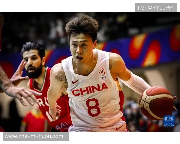 中国男篮迎战伊朗男篮全力争胜展现实力与团队精神